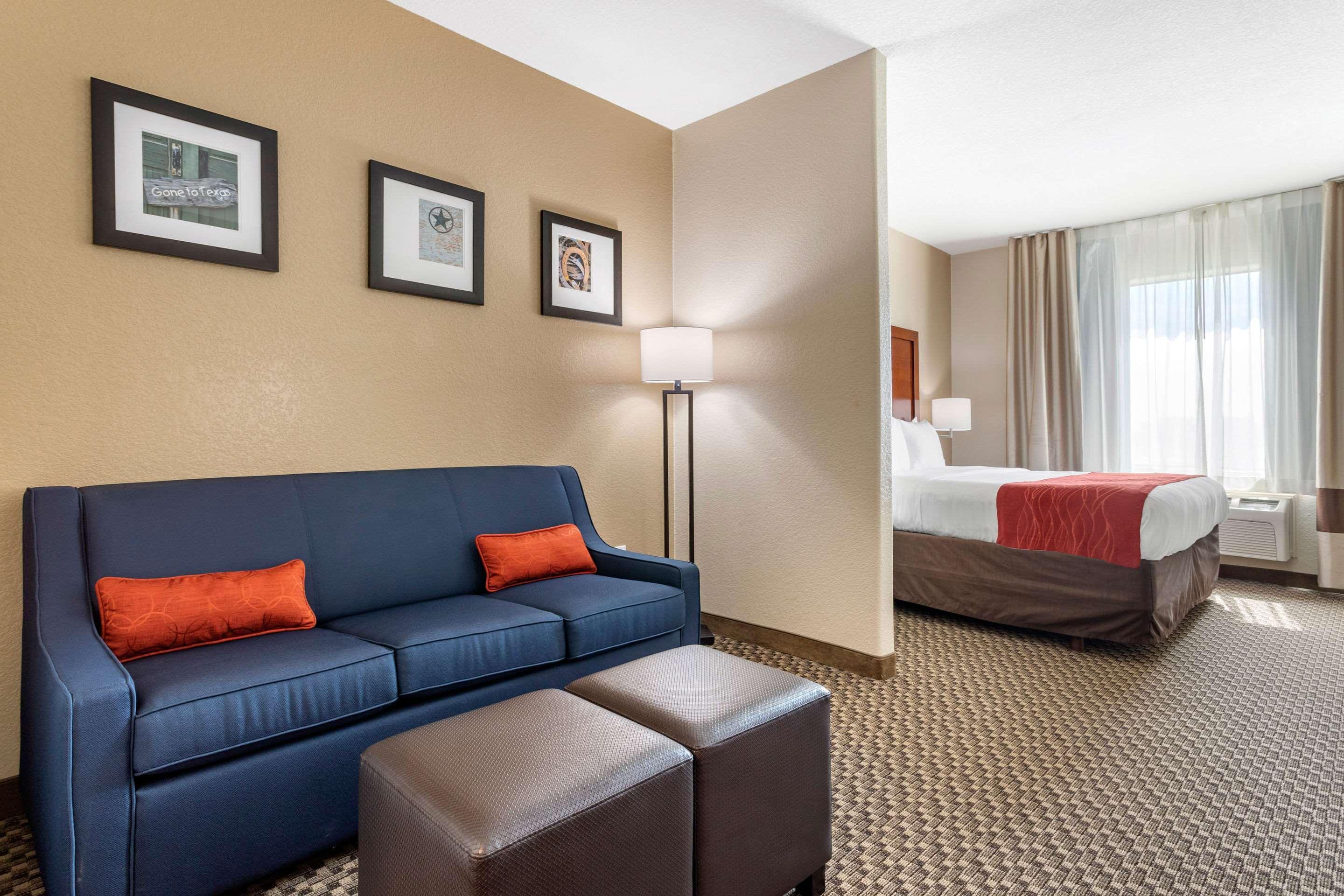 Comfort Inn & Suites Navasota Luaran gambar