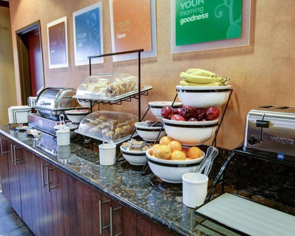 Comfort Inn & Suites Navasota Luaran gambar