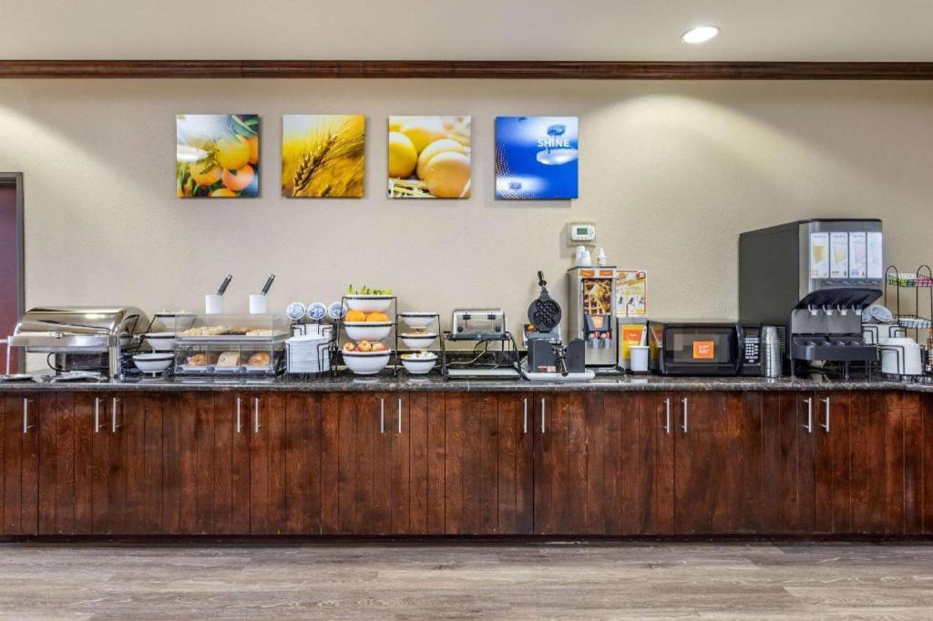 Comfort Inn & Suites Navasota Luaran gambar