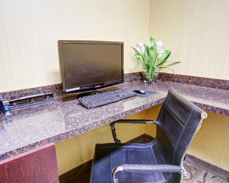 Comfort Inn & Suites Navasota Luaran gambar