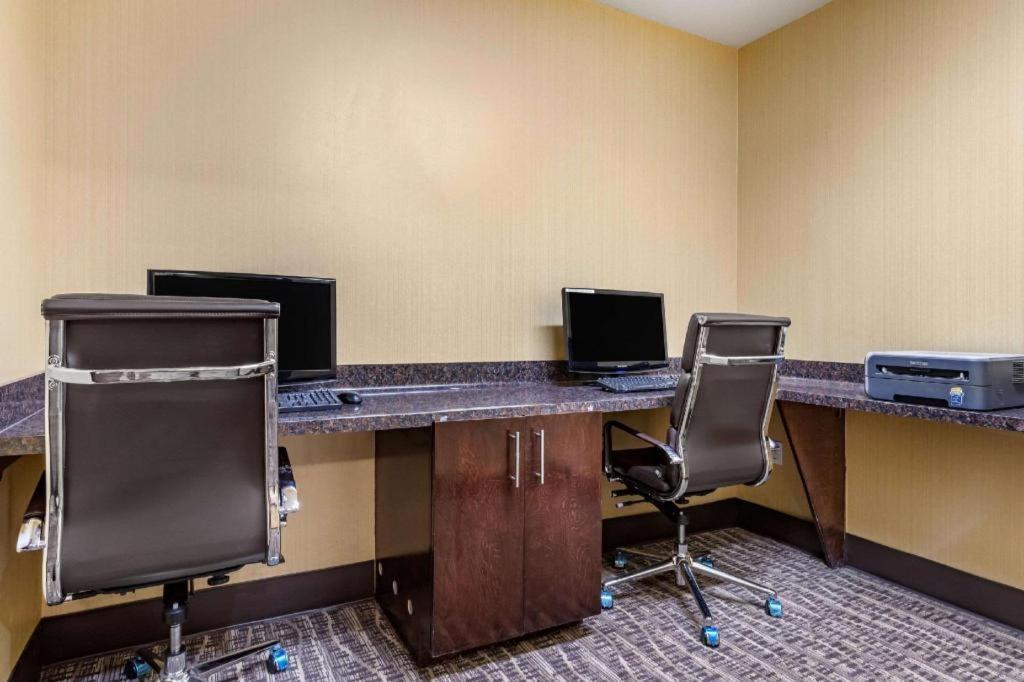 Comfort Inn & Suites Navasota Luaran gambar