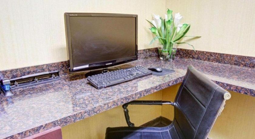 Comfort Inn & Suites Navasota Luaran gambar